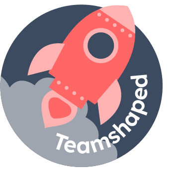 Koyu mavi dairesel zemin üzerine kırmızı roket içeren takım logosu